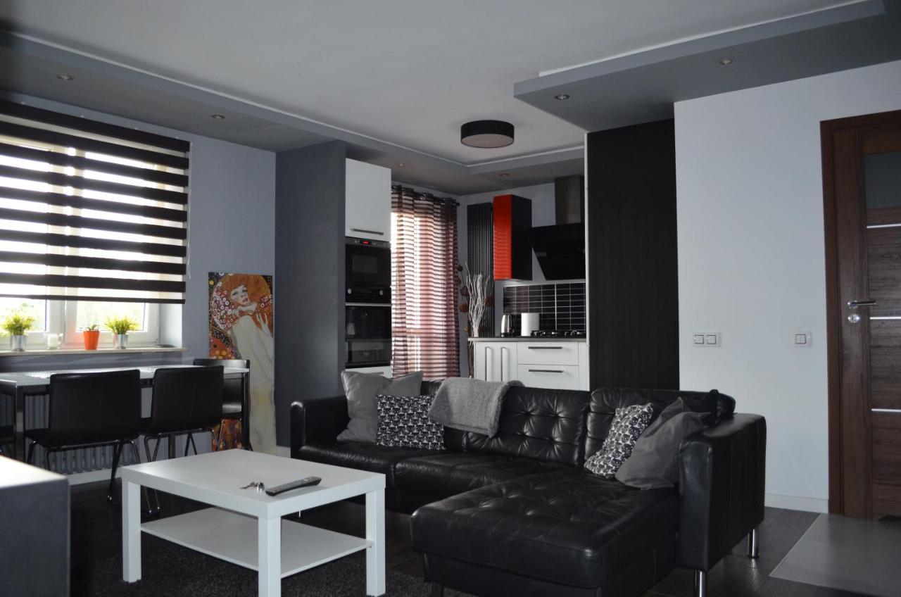 Apartment City Center - Free Parking - Easy Check-In خوجوف المظهر الخارجي الصورة